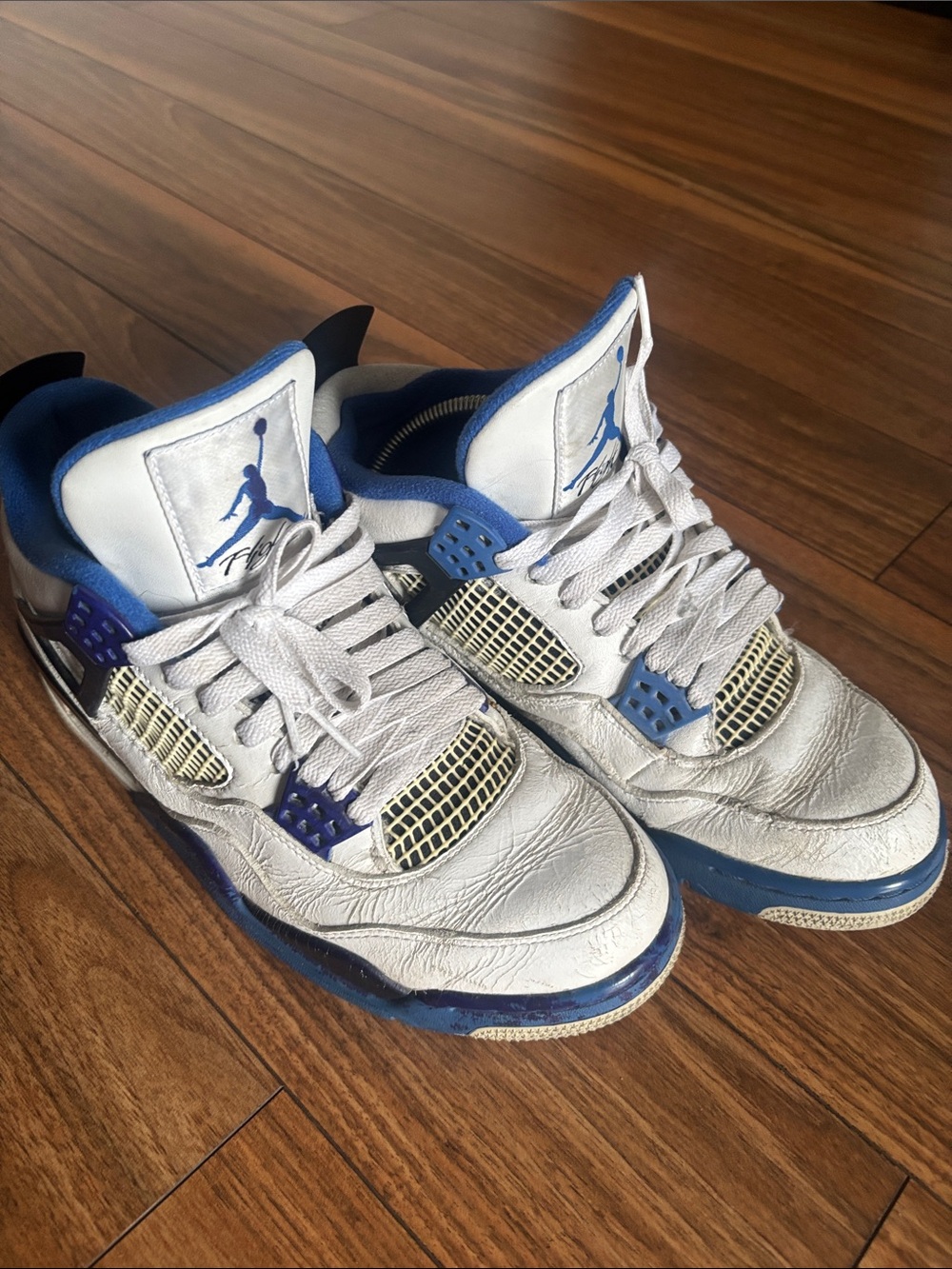 Jordan 4 Retro Motorsport 2017 White and Blue Sneakers RARE for this price!